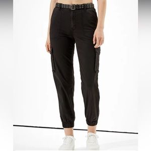 American Eagle Relaxed Mom Joggers
